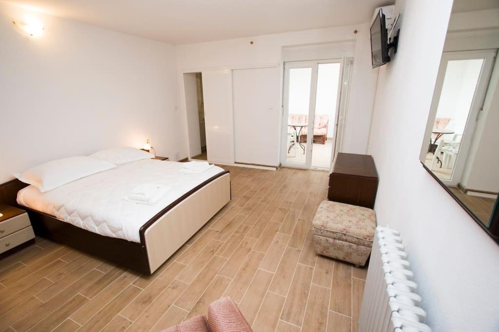 Holiday Home Makarska Kültér fotó