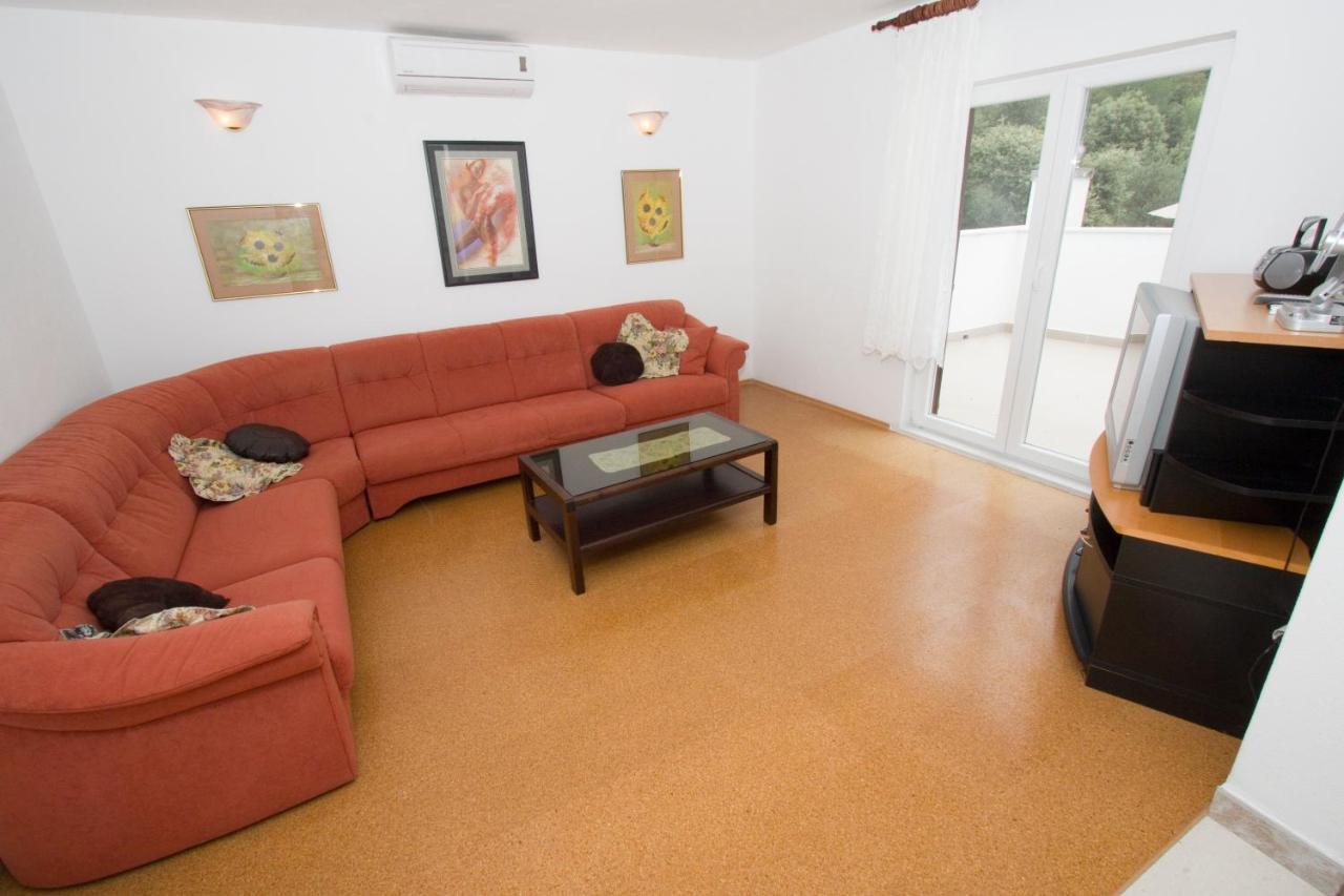 Holiday Home Makarska Kültér fotó